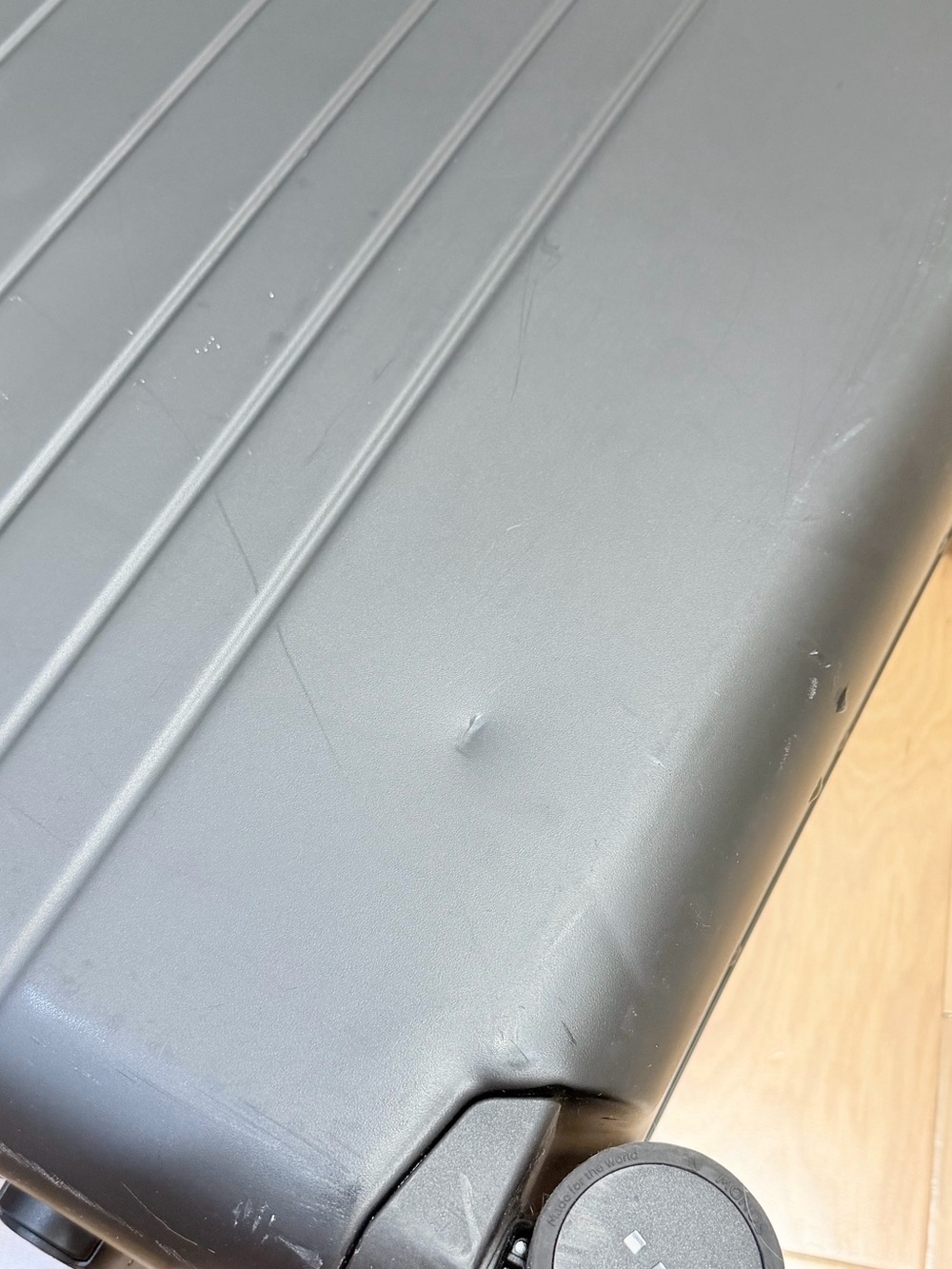 Monos Hybrid Check-In Large Suitcase - Picture 8 of 12